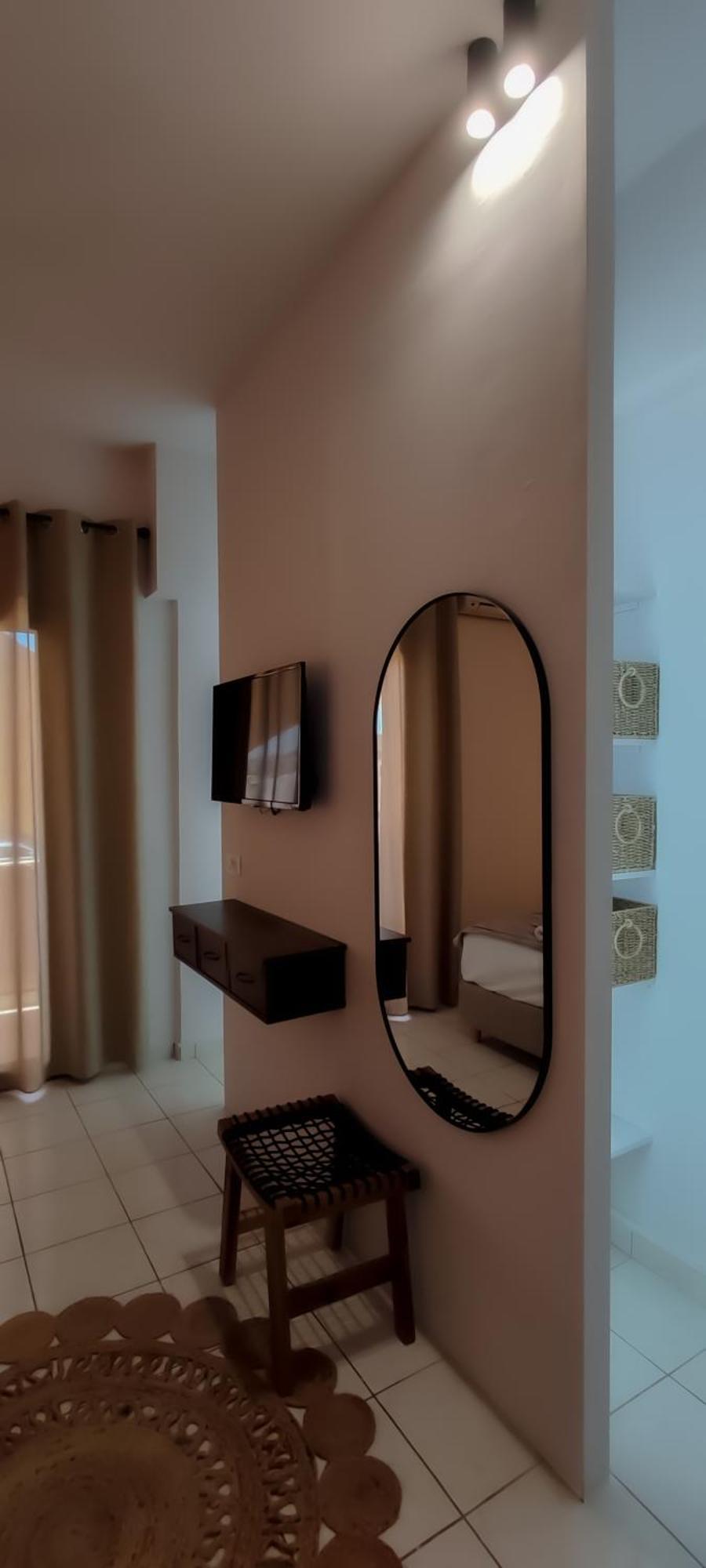 Niki Apartments Makrýgialos Eksteriør bilde