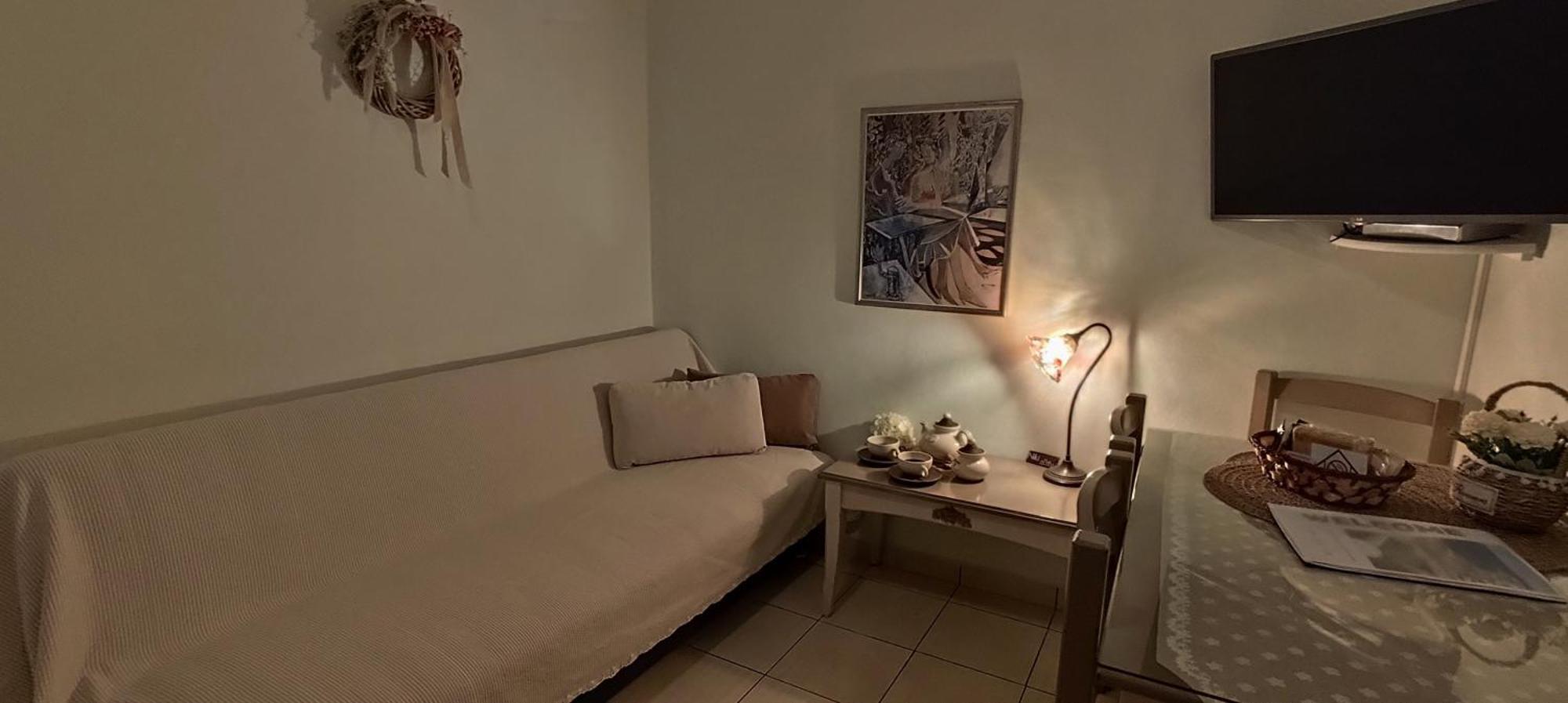 Niki Apartments Makrýgialos Eksteriør bilde